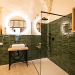 Casa Rina * 奥斯图尼